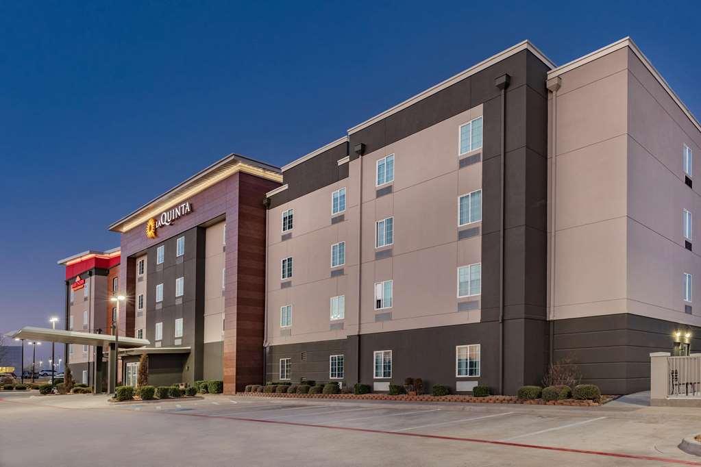 La Quinta Inn & Suites By Wyndham Ardmore Dış mekan fotoğraf